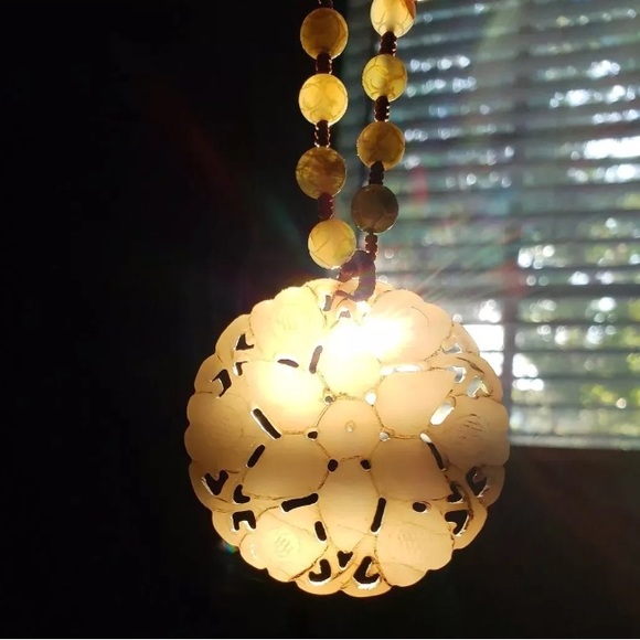 OFFERS WELCOMED - Pierced Mutton Fat Jade Flower Pendant Necklace 57.7g - Picture 11 of 11